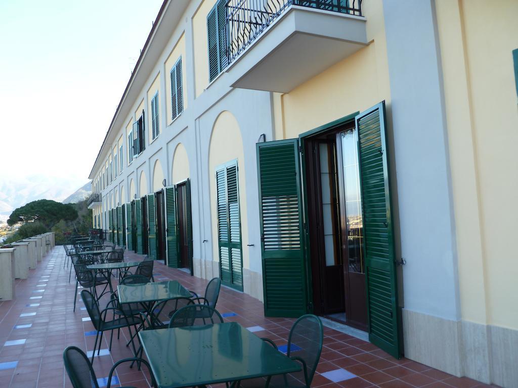 Ancelle Sorrento - Casa D'Accoglienza Hotell Castellammare di Stabia Exteriör bild